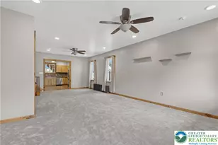 43 E Phillips St, Coaldale Boro, PA 18218 - Photo 4