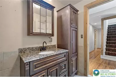 43 E Phillips Street, Coaldale Boro, PA 18218 - Photo 34
