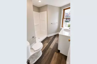 723 Broadway, Bethlehem City, PA 18015 - Photo 8