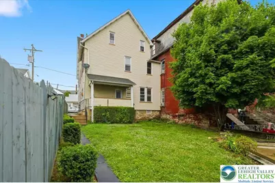 116 W Main Street, Pen Argyl, PA 18072 - Photo 2