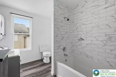116 W Main Street, Pen Argyl, PA 18072 - Photo 22