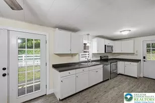 706 Foxtown Hill Rd, Stroudsburg, PA 18360 - Photo 10