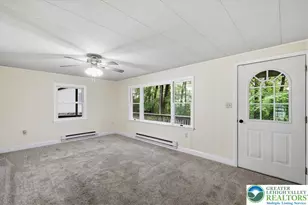 706 Foxtown Hill Rd, Stroudsburg, PA 18360 - Photo 6
