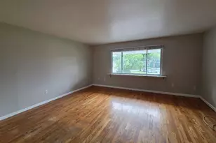 1747 Schoenersville Rd, Bethlehem City, PA 18018 - Photo 2
