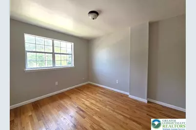 1747 Schoenersville Road, Bethlehem City, PA 18018 - Photo 12
