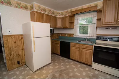 1445 N Muhlenberg Street, South Whitehall Township, PA 18104 - Photo 6