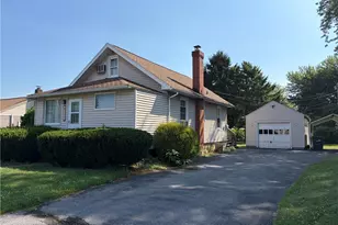1445 N Muhlenberg St, South Whitehall Township, PA 18104 - Photo 4