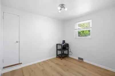 2726 W Livingston Street, Allentown City, PA 18104 - Photo 14