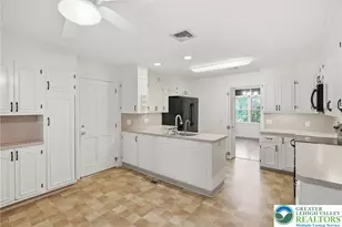 2844 Edgemont Dr, Salisbury Township, PA 18103 - Photo 22