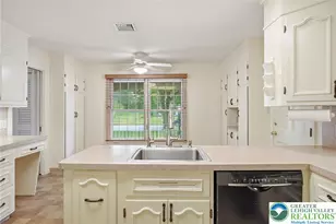 2844 Edgemont Dr, Salisbury Township, PA 18103 - Photo 26