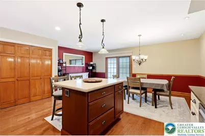 8 Lincoln Place, Whitehall Township, PA 18052 - Photo 14