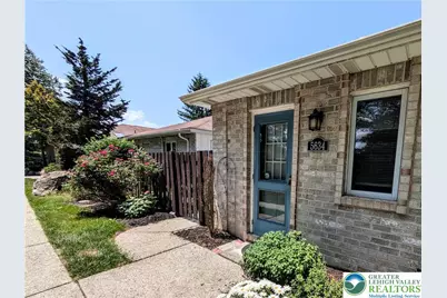 5634 Merion Lane, Lower Macungie Township, PA 18062 - Photo 2