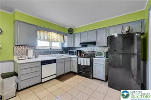 214 10th Ave, Bethlehem City, PA 18018 - Photo 2