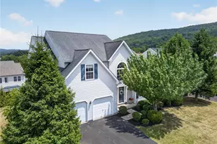 3821 Rittenhouse Rd, Lower Macungie Township, PA 18062 - Photo 4