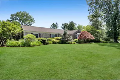 1901 Saucon Lane, Lower Saucon Township, PA 18015 - Photo 6