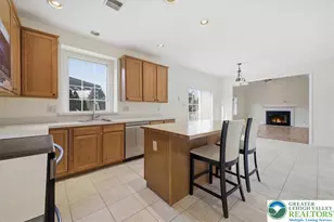 2362 Cross Creek Rd, Lower Macungie Township, PA 18062 - Photo 10