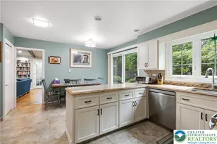 2898 Fairfield Dr, Allentown City, PA 18103 - Photo 12