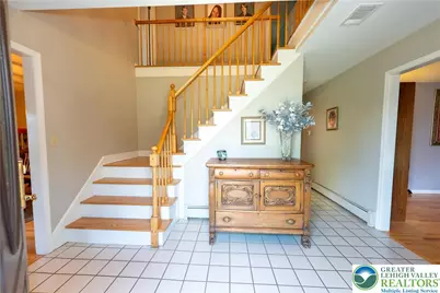 4290 Ascot Circle, Lower Macungie Township, PA 18103 - Photo 4