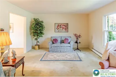 2130 Wisteria Road, Lower Macungie Township, PA 18062 - Photo 8