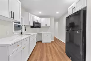 1232 W Gordon St, Allentown City, PA 18102 - Photo 4