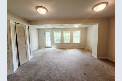 1073 Sparrow Way, Upper Macungie Township, PA 18031 - Photo 4