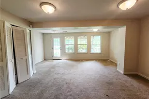 1073 Sparrow Way, Upper Macungie Township, PA 18031 - Photo 4
