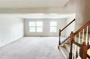 1073 Sparrow Way, Upper Macungie Township, PA 18031 - Photo 14