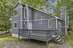 9318 Fairmount Way, Tobyhanna, PA 18466 - Photo 2