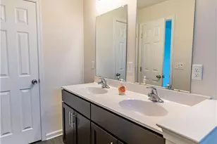 1374 Black Forest Dr, Allentown City, PA 18104 - Photo 24