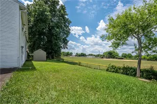 28 Covington Pl, Catasauqua Boro, PA 18032 - Photo 4