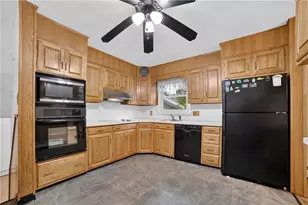1959 Easthill Dr, Bethlehem City, PA 18017 - Photo 8