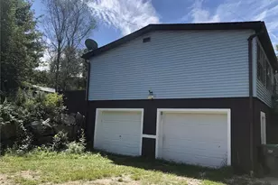106 Butternut St, Eldred Twp, PA 18058 - Photo 2