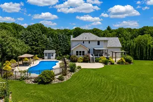 220 Pennbrook Rd, Stroudsburg, PA 18360 - Photo 2