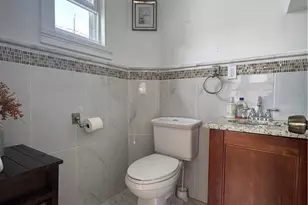 208 S 16th St, Allentown City, PA 18102 - Photo 10