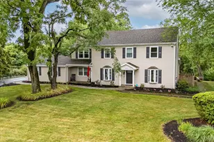 4620 Hale Ln, Emmaus Boro, PA 18049 - Photo 2