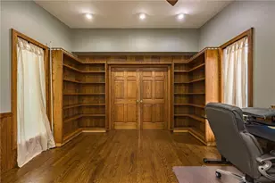 4620 Hale Ln, Emmaus Boro, PA 18049 - Photo 18