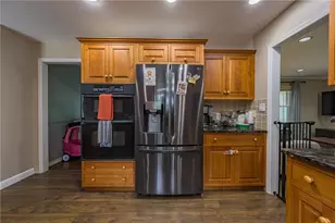 4620 Hale Ln, Emmaus Boro, PA 18049 - Photo 10