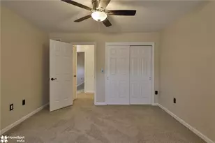 124 Stephanie Dr, Palmer Twp, PA 18045 - Photo 26
