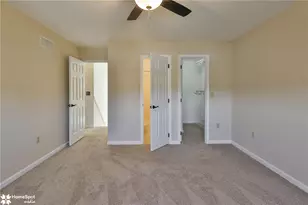124 Stephanie Dr, Palmer Twp, PA 18045 - Photo 18