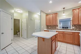 6608 Mine Dr, Macungie Boro, PA 18062 - Photo 10