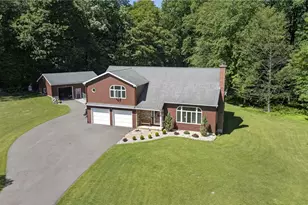 60 Millwood Dr, Washington Twp, PA 18013 - Photo 2
