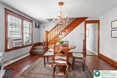 27 E Chestnut Street, Nazareth Boro, PA 18064 - Photo 6