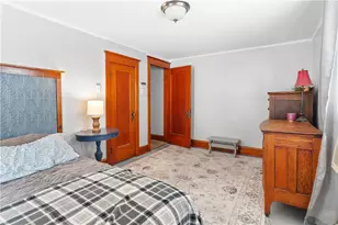 27 E Chestnut St, Nazareth Boro, PA 18064 - Photo 14