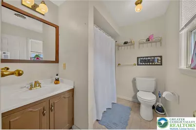 210 Frutchey Court, Upper Mt Bethel Twp, PA 18343 - Photo 50