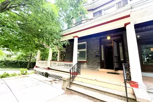 526 Seneca St, Bethlehem City, PA 18015 - Photo 2