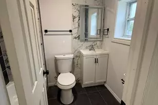 1067 Wilkes Barre St, Easton, PA 18042 - Photo 10