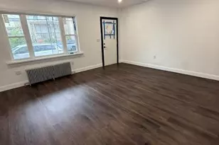 1067 Wilkes Barre St, Easton, PA 18042 - Photo 2