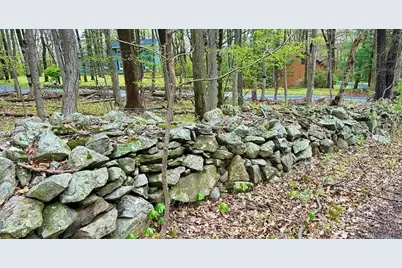 4825 S Mountain Drive, Emmaus Boro, PA 18049 - Photo 22
