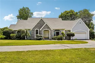 280 Sky Line Dr, Williams Township, PA 18042 - Photo 1