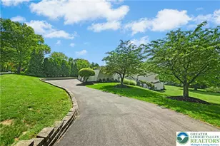 80 Sutton Pl, Palmer Twp, PA 18045 - Photo 4